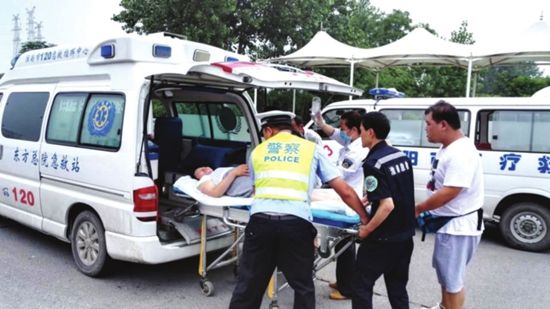 廣州救護車的容量配置，成社會關(guān)注問題01